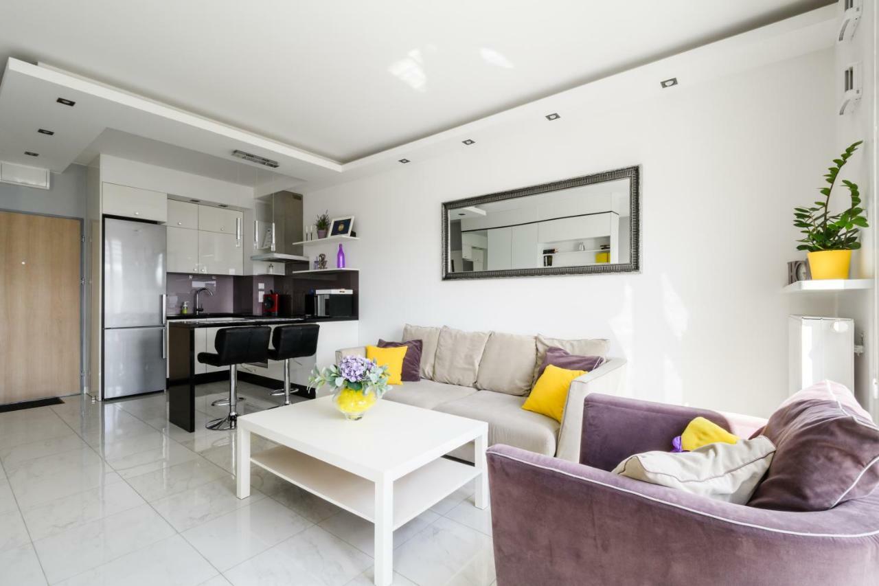 Gama Apartamento Varsóvia Exterior foto